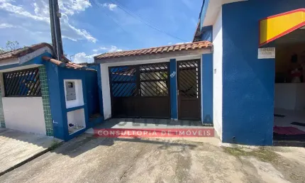 Casa com espaço comercial à venda na Vila Peruíbe - Peruíbe - SP