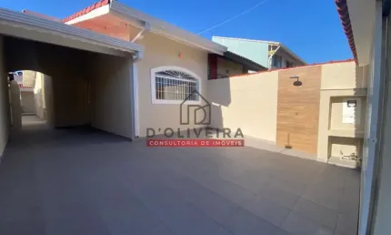 Casa térrea com piscina a venda no Bairro Stella Maris - Peruíbe - SP