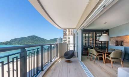Apartamento Frente Mar Decorado e Equipado em Balneário Camboriú