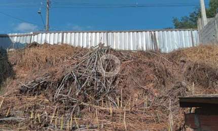 Vende-se terreno em Mairinque com topografia inclinada!!