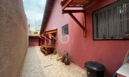 Casa a venda em Sao Roque, com ponto bem estrategico
