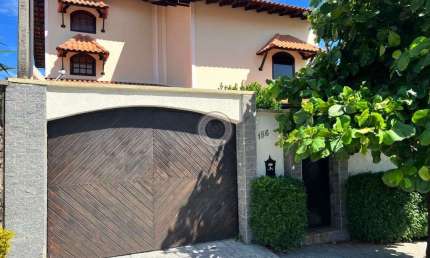 Casa com 3 quartos para alugar na Rua Honório Mendes de Moraes, 186, Esplanada Mendes Moraes, São Roque, 288 m2 por R$ 6.500