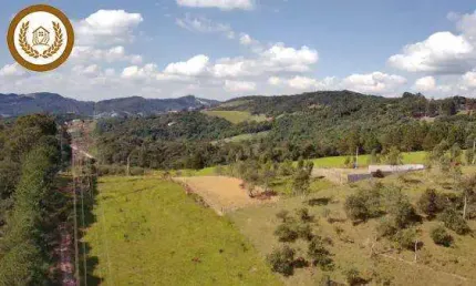 Casa à venda no Monjolinho, Mairinque 