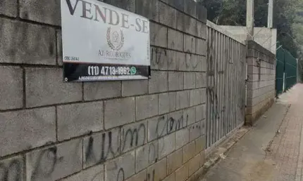 Casa à venda na Avenida Varangüera, Jardim Boa Vista, São Roque