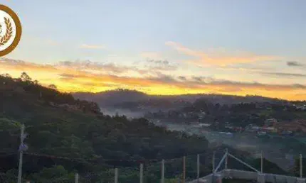Casa para Venda em Mairinque, Dona Catarina, 4 dormitórios, 4 banheiros, 10 vagas
