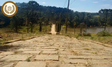 Casa para Venda em Mairinque, Setúbal, 6 dormitórios, 2 banheiros, 10 vagas