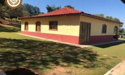 Casa para Venda em Mairinque, Cristal, 3 dormitórios, 1 suíte, 2 banheiros, 2 vagas