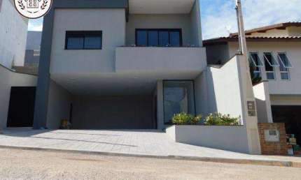 Casa para Venda em São Roque, Jardim Guaçu, 3 dormitórios, 2 suítes, 3 banheiros, 2 vagas