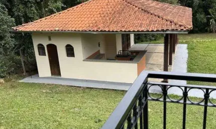 Casa para Venda em São Roque, Gabriel Piza, 4 dormitórios, 1 suíte, 2 banheiros, 4 vagas