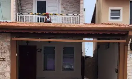 Casa para Venda em Mairinque, Reneville, 3 dormitórios, 1 suíte, 2 banheiros, 2 vagas