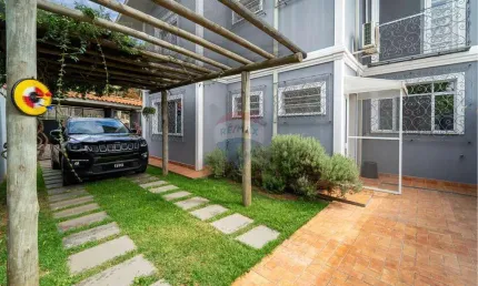 Casa excelente localização, 3 dormitórios, sendo 1 suíte, no centro de Jarinu: A casa mais charmosa da cidade!