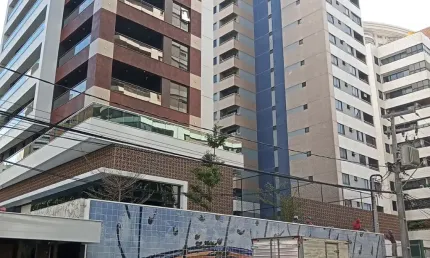 Apartamento à venda na Rua Ana Bilhar, 22, Meireles, Fortaleza