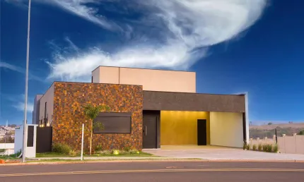 Casa Moderna de Alto Padrão com 3 Suítes + Escritório reversivel