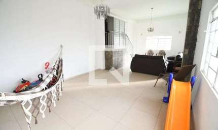 Casa para Aluguel - Mansões Santo Antônio, 3 Quartos,  311 m² - Campinas