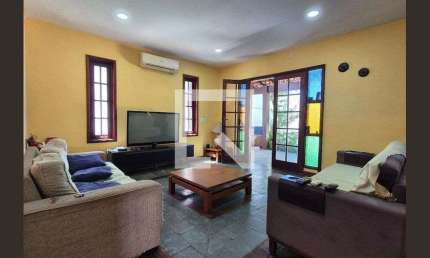 Casa para Aluguel - Barra da Tijuca - Marapendi, 3 Quartos,  470 m² - Rio de Janeiro