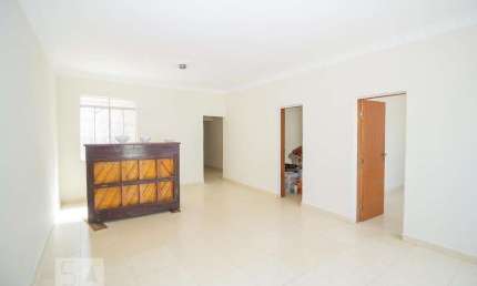 Casa para Aluguel - Abolição, 3 Quartos,  440 m² - Rio de Janeiro