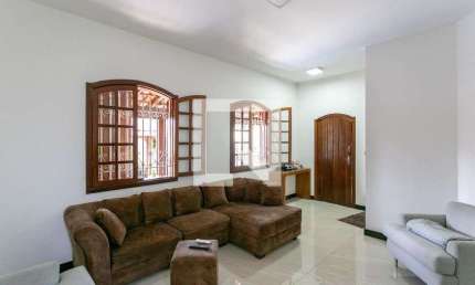 Casa para Aluguel - Santa Branca, 3 Quartos,  360 m² - Belo Horizonte