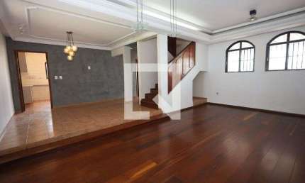 Casa para Aluguel - Jardim América , 3 Quartos,  660 m² - Goiânia