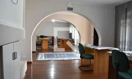 Casa para Aluguel - Uberaba, 7 Quartos,  510 m² - Curitiba