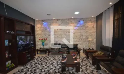 Casa para Aluguel - Campo Grande, 2 Quartos,  210 m² - Rio de Janeiro