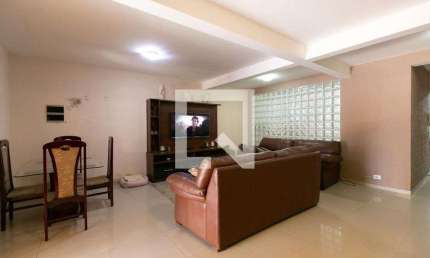 Casa para Aluguel - Conjunto Residencial Jose Bonifacio, 3 Quartos,  250 m² - São Paulo