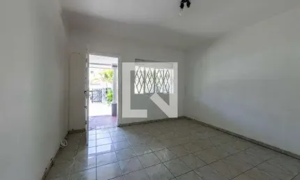 Casa para Aluguel - Vila Prudente, 2 Quartos,  310 m² - São Paulo