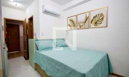 Kitnet / Stúdio para Aluguel - Armação, 1 Quarto,  20 m² - Salvador