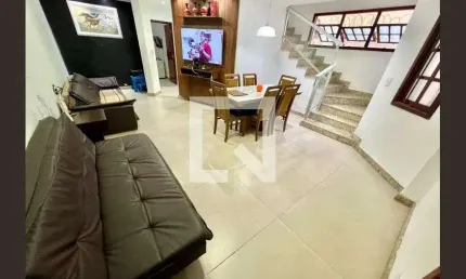 Casa para Aluguel - São João Batista, 3 Quartos,  240 m² - Belo Horizonte