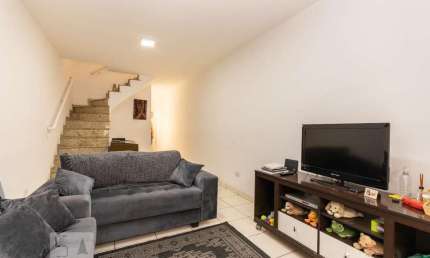 Casa para Aluguel - Artur Alvim, 3 Quartos,  240 m² - São Paulo