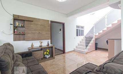 Casa para Aluguel - Tatuquara, 4 Quartos,  250 m² - Curitiba