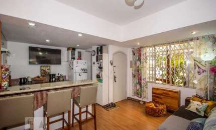 Apartamento para Aluguel - Leme, 2 Quartos,  75 m² - Rio de Janeiro