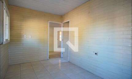 Casa para Aluguel - Sarandi, 2 Quartos,  200 m² - Porto Alegre
