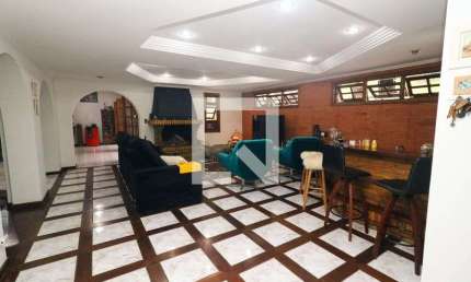 Casa para Aluguel - Espírito Santo, 3 Quartos,  300 m² - Porto Alegre