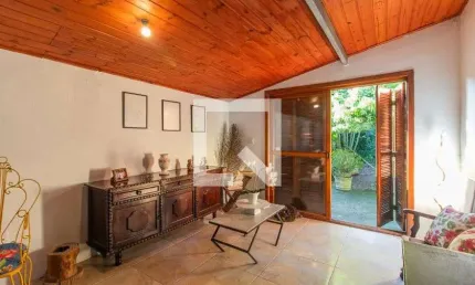 Casa para Aluguel - Chapéu do Sol, 3 Quartos,  530 m² - Porto Alegre