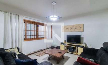 Casa para Aluguel - Partenon, 3 Quartos,  250 m² - Porto Alegre