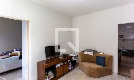 Casa para Aluguel - Dom Bosco, 1 Quarto,  61 m² - Belo Horizonte