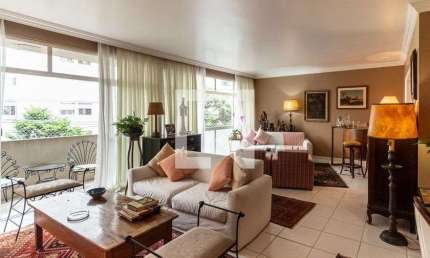 Apartamento para Aluguel - Santa Cecília, 3 Quartos,  209 m² - São Paulo
