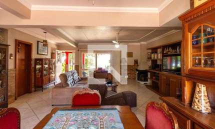 Casa para Aluguel - Guarujá, 4 Quartos,  275 m² - Porto Alegre
