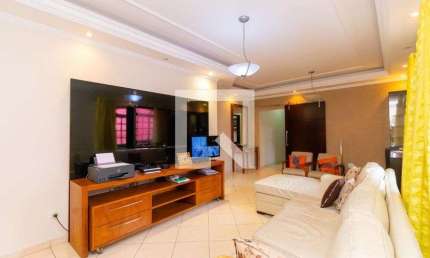 Casa para Aluguel - Sapopemba, 4 Quartos,  1000 m² - São Paulo