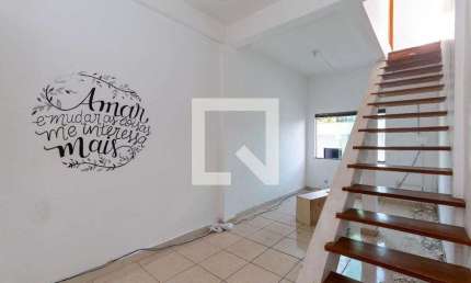 Casa para Aluguel - Alto Caiçaras, 2 Quartos,  100 m² - Belo Horizonte