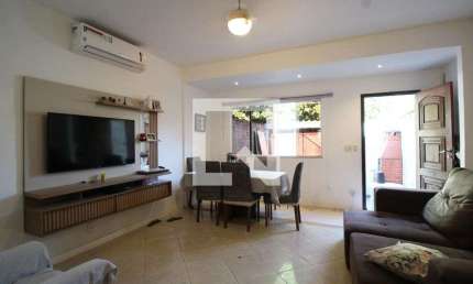 Casa para Aluguel - Jacarepaguá, 3 Quartos,  140 m² - Rio de Janeiro