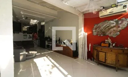Casa / Sobrado em Condomínio para Aluguel - Santa Tereza , 3 Quartos,  620 m² - Porto Alegre