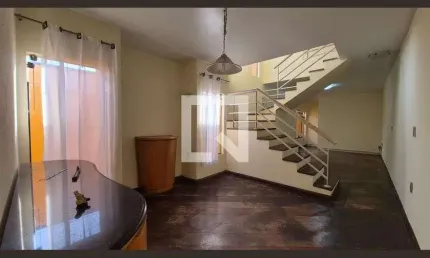 Casa para Aluguel - Parque Bandeirante, 3 Quartos,  180 m² - Santo André