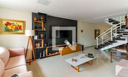 Casa para Aluguel - Vila Santa Maria, 3 Quartos,  170 m² - São Paulo