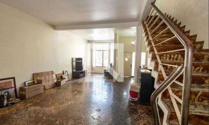 Casa para Aluguel - Liberdade, 5 Quartos,  270 m² - São Paulo