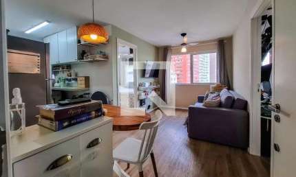 Apartamento para Aluguel - Liberdade, 2 Quartos,  37 m² - São Paulo