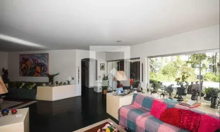 Casa para Aluguel - Morumbi, 3 Quartos,  700 m² - São Paulo