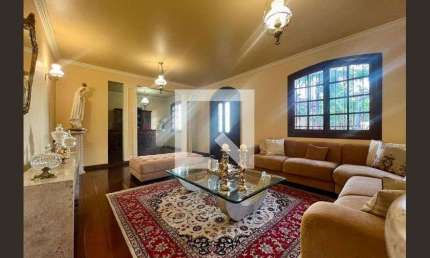 Casa para Aluguel - Santa Lúcia, 5 Quartos,  486 m² - Belo Horizonte