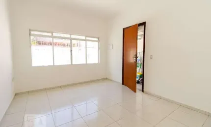 Casa para Aluguel - Butantã, 2 Quartos,  70 m² - São Paulo