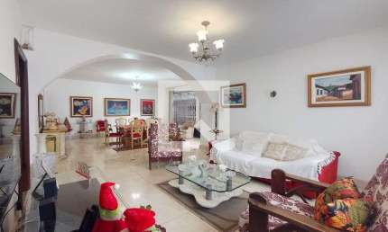 Casa para Aluguel - Jardim Guanabara, 3 Quartos,  390 m² - Rio de Janeiro